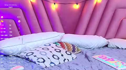 Snapshot of playfuljust_18 chatting on 03/02/25, 03:48 SAMARA online show from 03/02/25, 03:48
