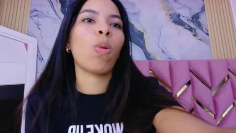 Snapshot of playfuljust_18 chatting on 02/23/26, 01:03 SAMARA online show from 02/23/26, 01:03