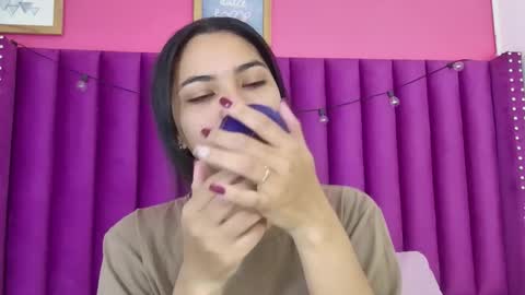 Snapshot of playfuljust_18 chatting on 03/24/26, 12:32 SAMARA online show from 03/24/26, 12:32