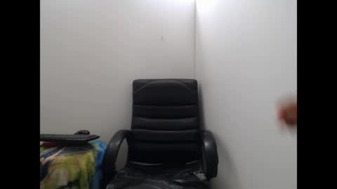 Snapshot of playfullpaulina chatting on 04/18/26, 03:16 playfullpaulina online show from 04/18/26, 03:16