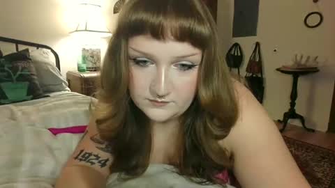 playfulxxcutie online show from 05/26/26, 06:48