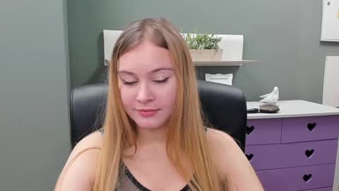 Valeria online show from 02/09/25, 11:25