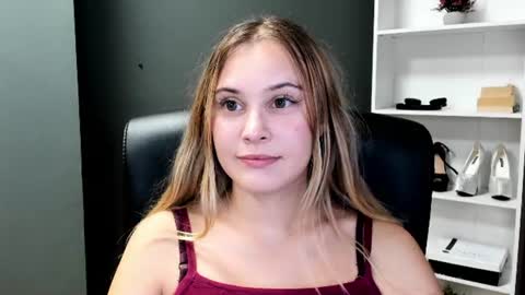 Snapshot of playgirl_valeria chatting on 07/09/26, 04:33 Valeria online show from 07/09/26, 04:33