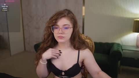 Snapshot of playhard054 chatting on 02/24/26, 11:30 Lana online show from 02/24/26, 11:30