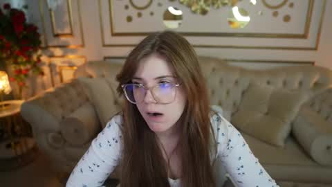 Snapshot of playhard054 chatting on 03/19/26, 12:31 Lana online show from 03/19/26, 12:31