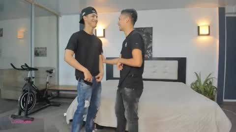 Snapshot of playhardsex chatting on 11/11/25, 11:05 online show from 11/11/25, 11:05