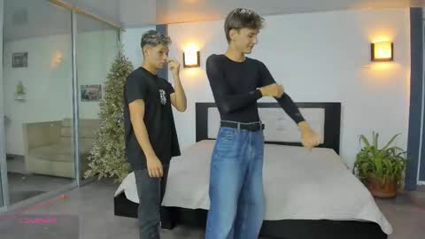 Snapshot of playhardsex chatting on 11/30/25, 11:09 online show from 11/30/25, 11:09