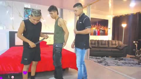 Snapshot of playhardsex chatting on 03/08/26, 11:19 online show from 03/08/26, 11:19