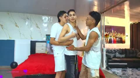 Snapshot of playhardsex chatting on 04/06/26, 11:16 online show from 04/06/26, 11:16