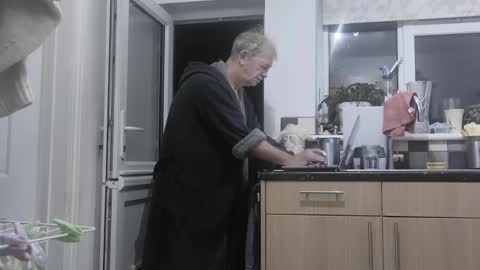 Play Me online show from 12/01/25, 12:48