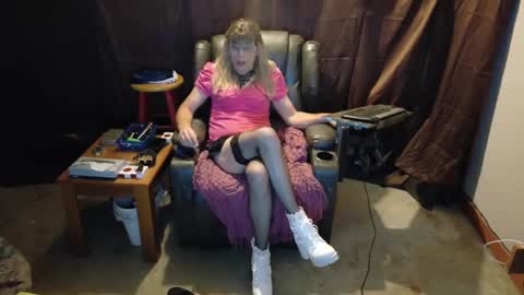 Snapshot of playtoy1969 chatting on 02/04/25, 09:07 playtoy1969 online show from 02/04/25, 09:07