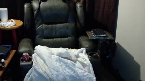 Snapshot of playtoy1969 chatting on 02/12/25, 10:14 playtoy1969 online show from 02/12/25, 10:14