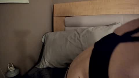 Jay online show from 11/21/25, 07:07