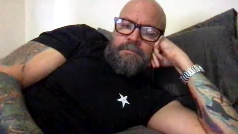 Snapshot of pleasesitonmycock chatting on 01/30/25, 03:40 PleaseSitOnMyCock online show from 01/30/25, 03:40