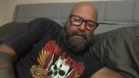 Snapshot of pleasesitonmycock chatting on 10/21/25, 09:59 PleaseSitOnMyCock online show from 10/21/25, 09:59