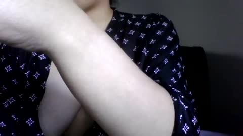 Snapshot of pleaseze chatting on 01/21/25, 08:00 theestallion online show from 01/21/25, 08:00