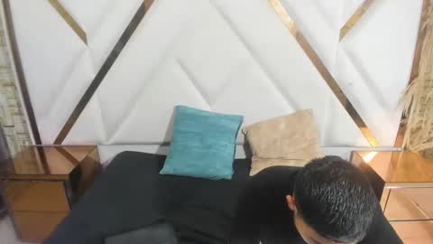 pleasure_duoo online show from 11/22/25, 09:14