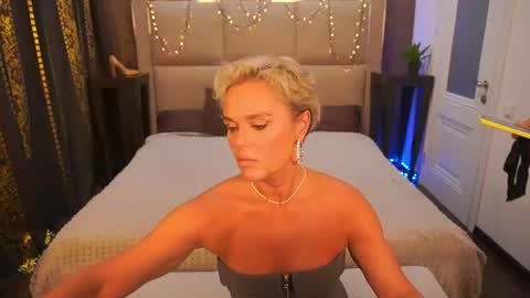Snapshot of pleasurewecouple chatting on 06/15/26, 12:51 Ira brunette and Vika blonde online show from 06/15/26, 12:51