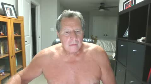 pleeeezeher online show from 09/17/25, 03:19