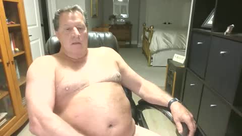 Snapshot of pleeeezeher chatting on 05/15/26, 03:13 pleeeezeher online show from 05/15/26, 03:13