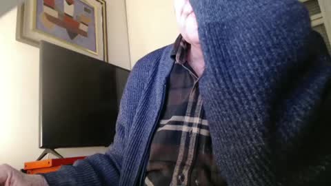 pllkgh45ymn online show from 02/16/25, 05:48