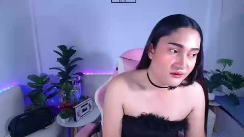 Ploysai online show from 10/04/25, 08:12