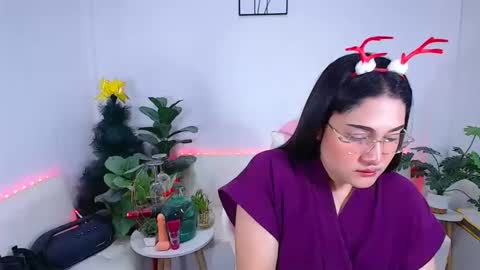 Ploysai online show from 11/30/25, 03:43