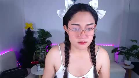 Ploysai online show from 05/19/26, 03:35