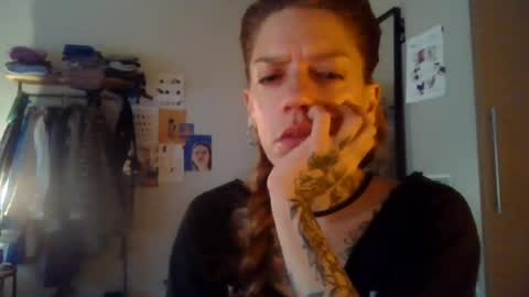 Snapshot of plsmecha chatting on 06/18/26, 04:44 plsmecha online show from 06/18/26, 04:44