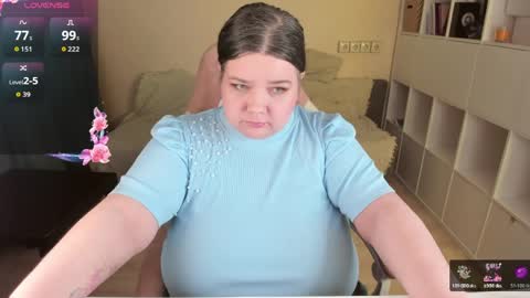 Snapshot of plum_pie__ chatting on 04/03/26, 07:45 Alice online show from 04/03/26, 07:45