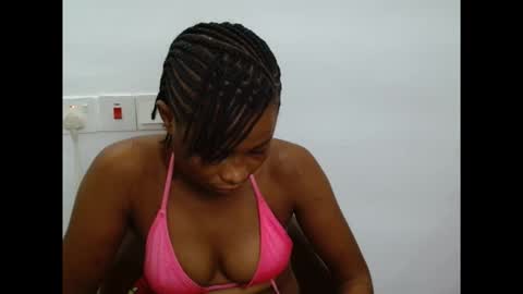 plumnjuicyx online show from 10/05/25, 06:06