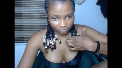 plumnjuicyx online show from 10/31/25, 07:59