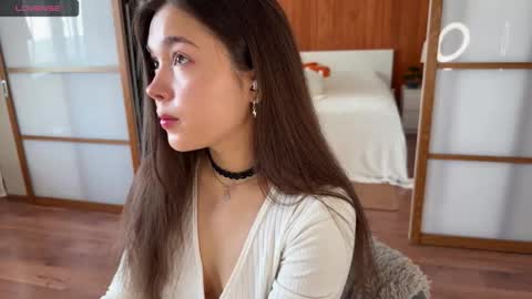 Snapshot of plumybun chatting on 11/12/25, 04:24 Acey online show from 11/12/25, 04:24