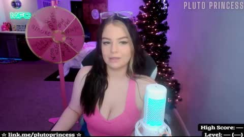 Snapshot of plutoprincess69 chatting on 01/15/26, 01:54 Pluto Princess online show from 01/15/26, 01:54