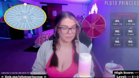 Snapshot of plutoprincess69 chatting on 02/05/26, 01:43 Pluto Princess online show from 02/05/26, 01:43