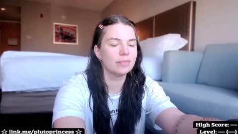 Snapshot of plutoprincess69 chatting on 03/28/26, 09:36 Pluto Princess online show from 03/28/26, 09:36