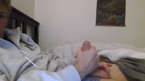 Snapshot of plyre chatting on 10/23/25, 04:23 plyre online show from 10/23/25, 04:23