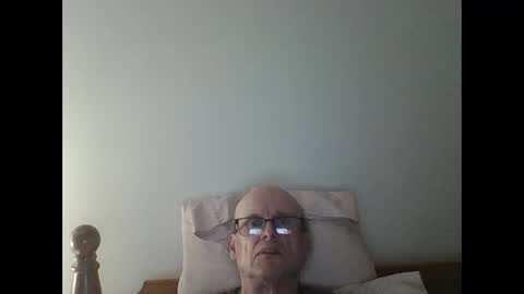 trek 11 online show from 10/09/25, 04:10