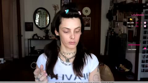 Snapshot of pnkgf chatting on 01/04/25, 07:02 pnkgf online show from 01/04/25, 07:02