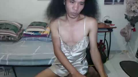 Snapshot of pocabigshane chatting on 12/01/25, 06:02 SHANE online show from 12/01/25, 06:02