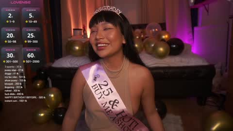 Snapshot of pocahontas000 chatting on 01/28/25, 05:46 online show from 01/28/25, 05:46