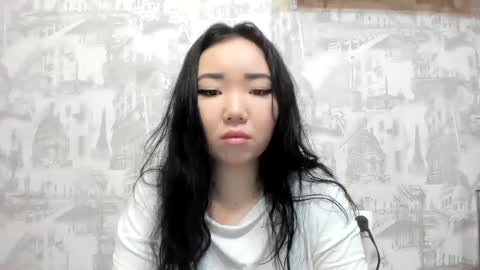 Snapshot of pocahontas654 chatting on 02/02/25, 11:21 Erica online show from 02/02/25, 11:21