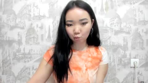 Snapshot of pocahontas654 chatting on 02/27/25, 12:56 Erica online show from 02/27/25, 12:56