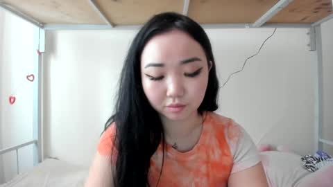 Snapshot of pocahontas654 chatting on 03/11/25, 09:02 Erica online show from 03/11/25, 09:02