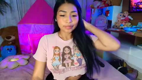 Nicole online show from 02/13/26, 02:40