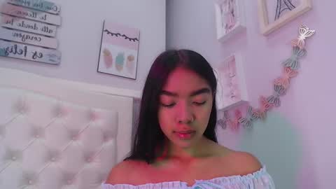 Pocahontas online show from 09/26/25, 01:37