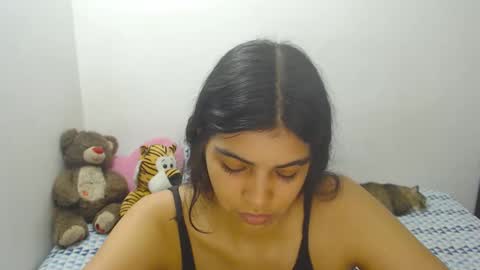 Snapshot of pocahontas_princess__ chatting on 03/11/25, 02:07 Pocahontas online show from 03/11/25, 02:07