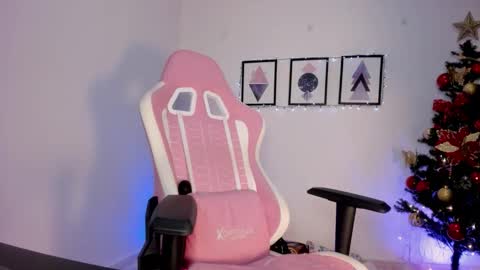 Jasmine online show from 12/14/25, 03:12