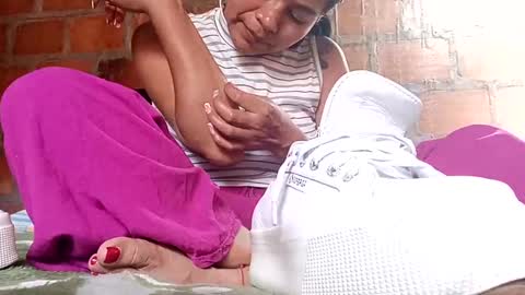 Snapshot of pocahontasdoll95 chatting on 04/27/26, 04:16 pocahontasdoll95 online show from 04/27/26, 04:16