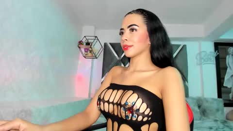 I dream of having many followers online show from 02/05/25, 10:19